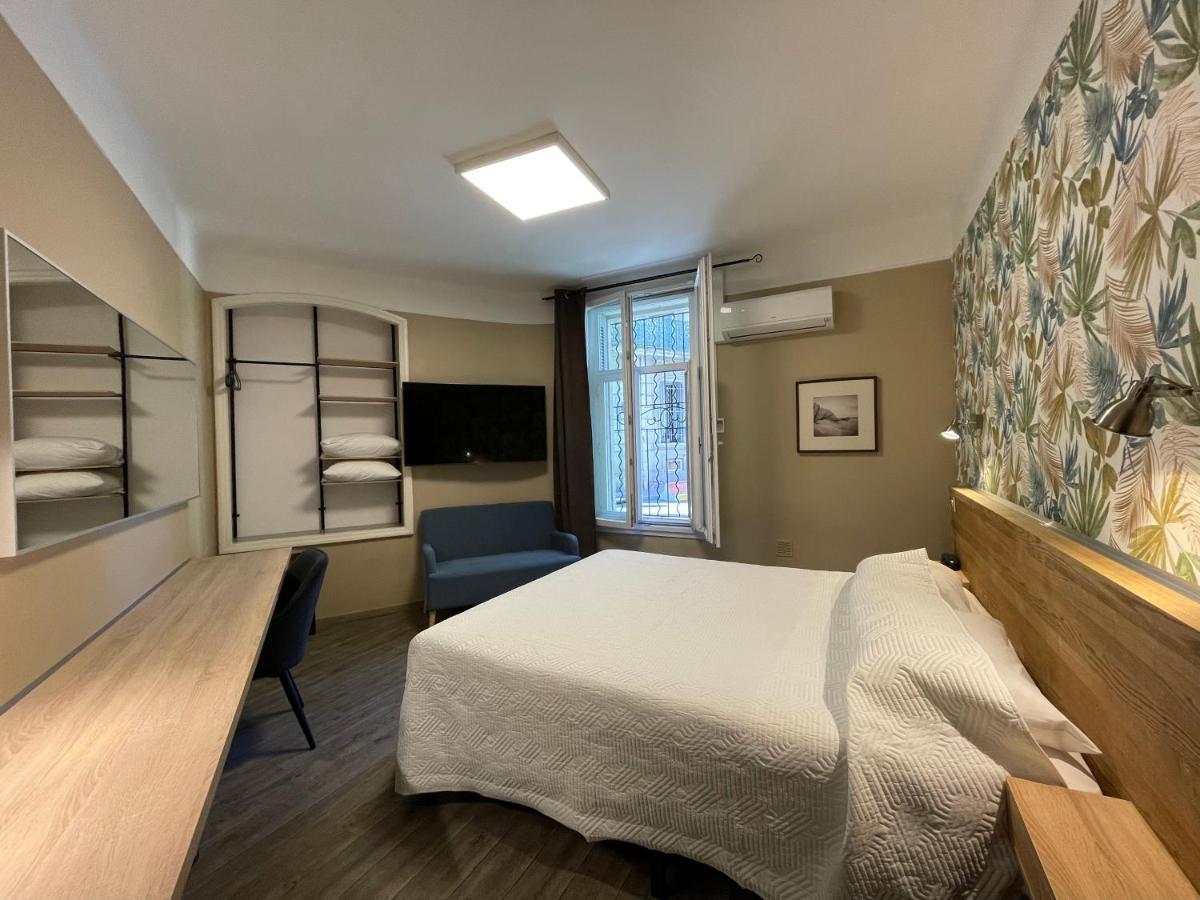 מונפלייה Hotel Mistral Comedie Saint Roch מראה חיצוני תמונה