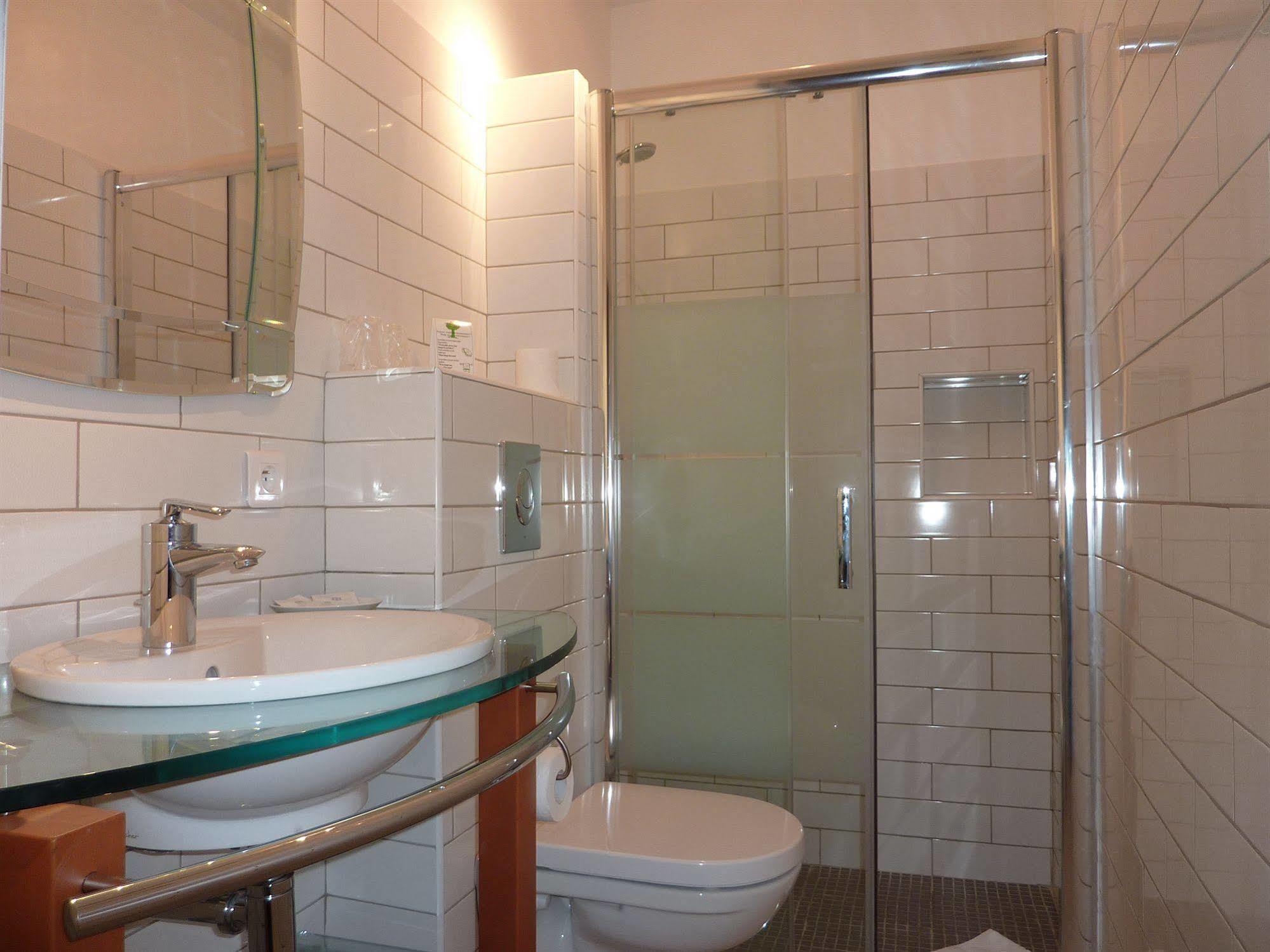 מונפלייה Hotel Mistral Comedie Saint Roch מראה חיצוני תמונה